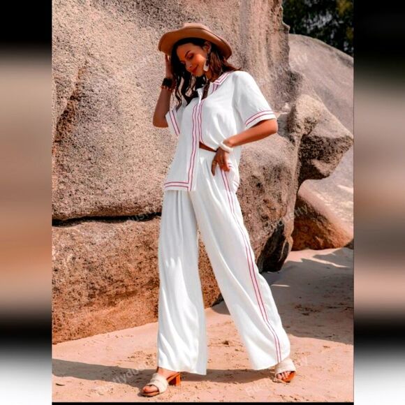 White and Red Striped Women's 2 Piece Set L - Picture 1 of 6